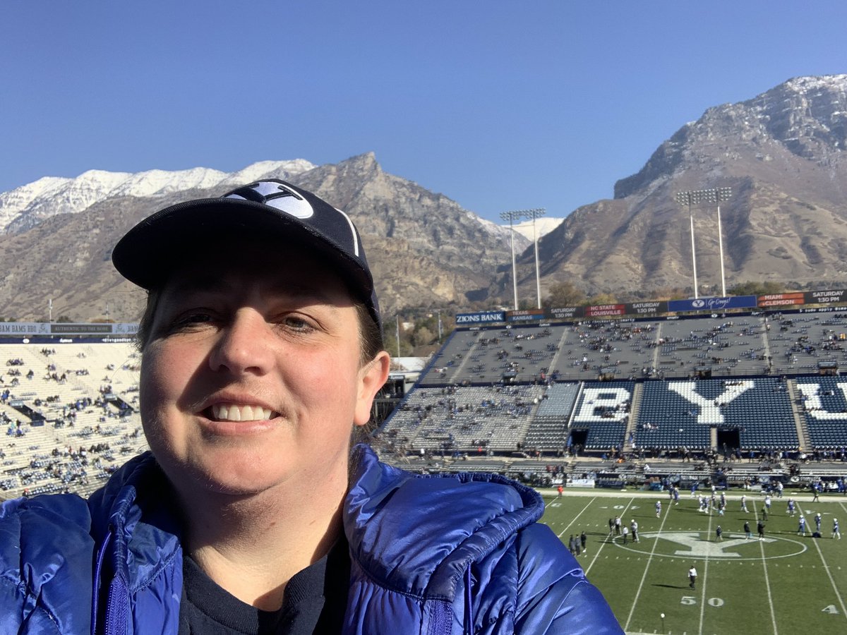 PaigeKeepin's tweet photo. Game day! Bring it Cougars! Flying solo for the last home @BYUfootball game. #PaigePratleysJourneyThroughLife #BYUfootball #GoCougs https://t.co/UMyrydU2ND