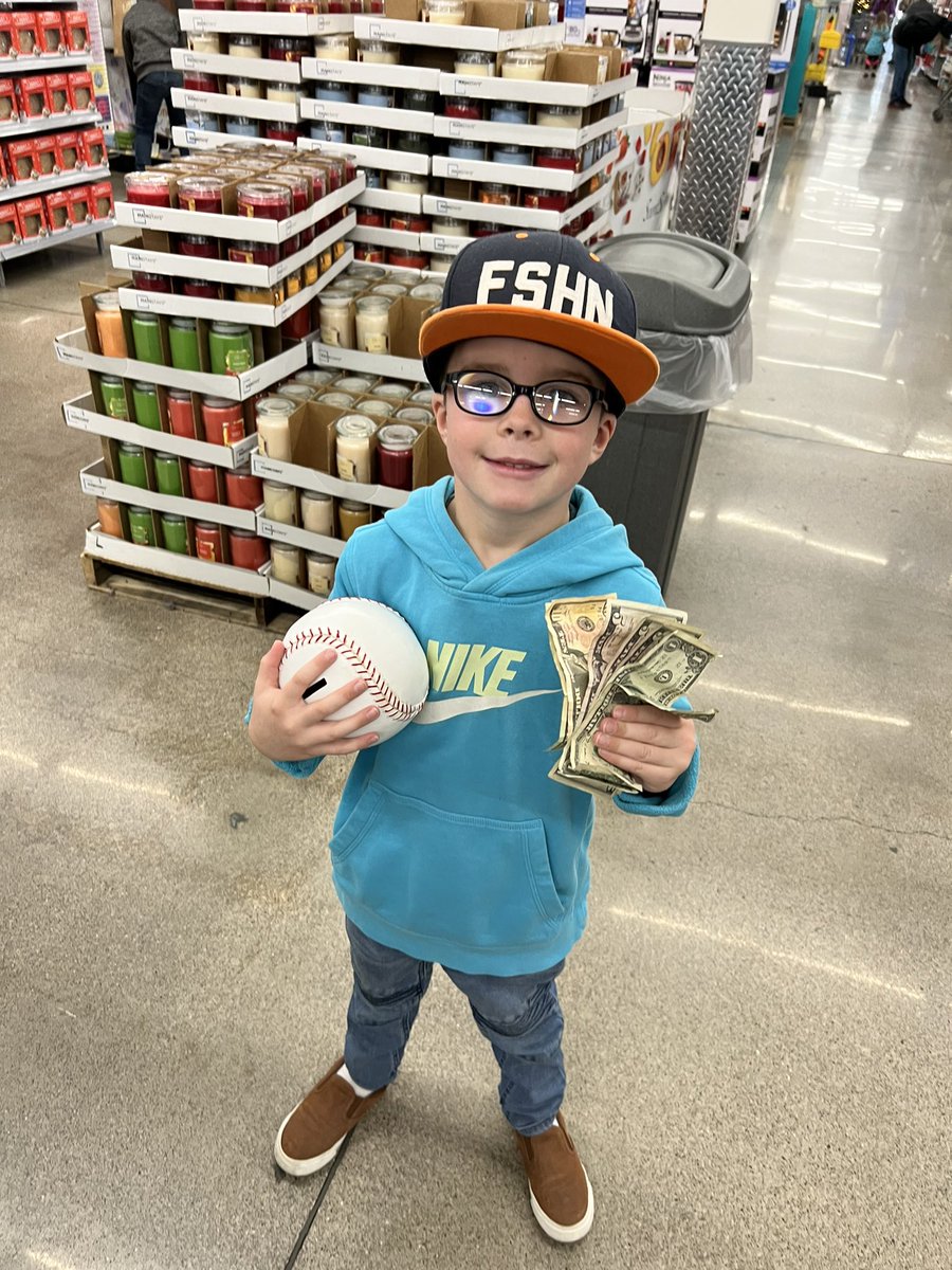 Jackson Wood 🦃 on Twitter "Elliot cashed in his piggy bank today at
