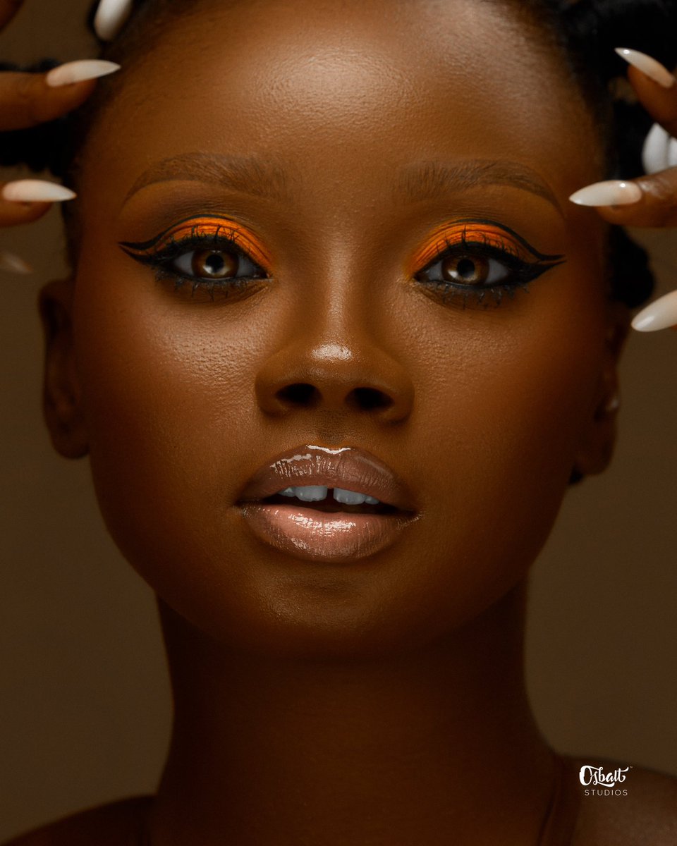 osbaltstudios's tweet photo. Melanin Magic 🍫 💫 
Which frame is your fav ? https://t.co/I0W9hhQdef