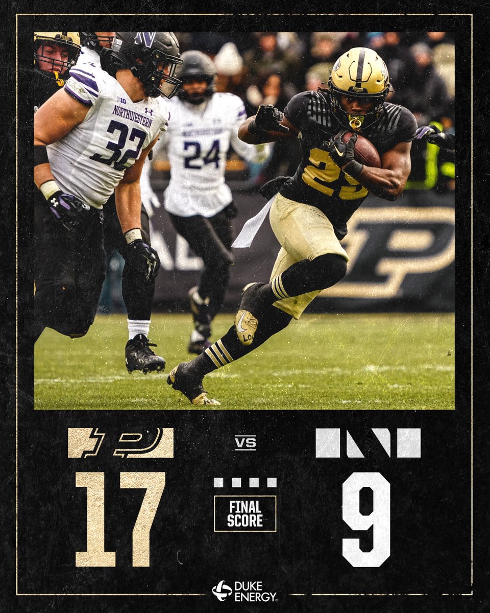 BoilerFootball's tweet photo. Senior Day victory for Purdue to improve to 7-4 (5-3 B1G). It was a cold one, but Ross-Ade hung in there. Thank you, and 𝐁𝐎𝐈𝐋𝐄𝐑 𝐔𝐏! https://t.co/kerzOLvzkj