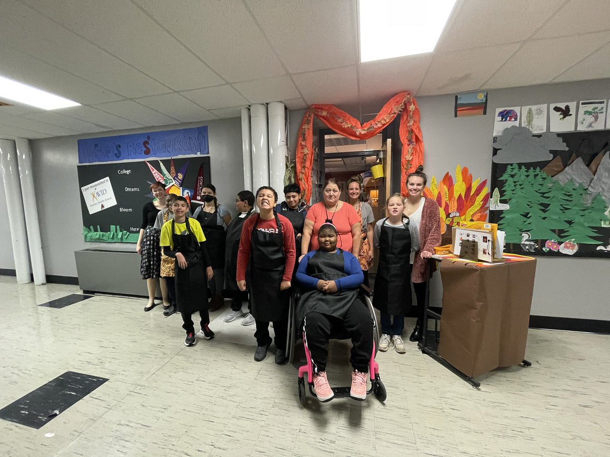 Mrs. Hefta tweet media