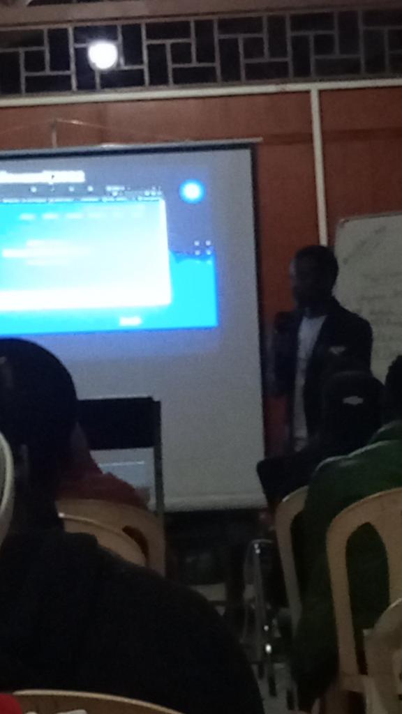 MuburiBrian's tweet photo. Talk by @RDekut
@dehub_dekut  @gdsc_kimathi https://t.co/wmA5181LD6