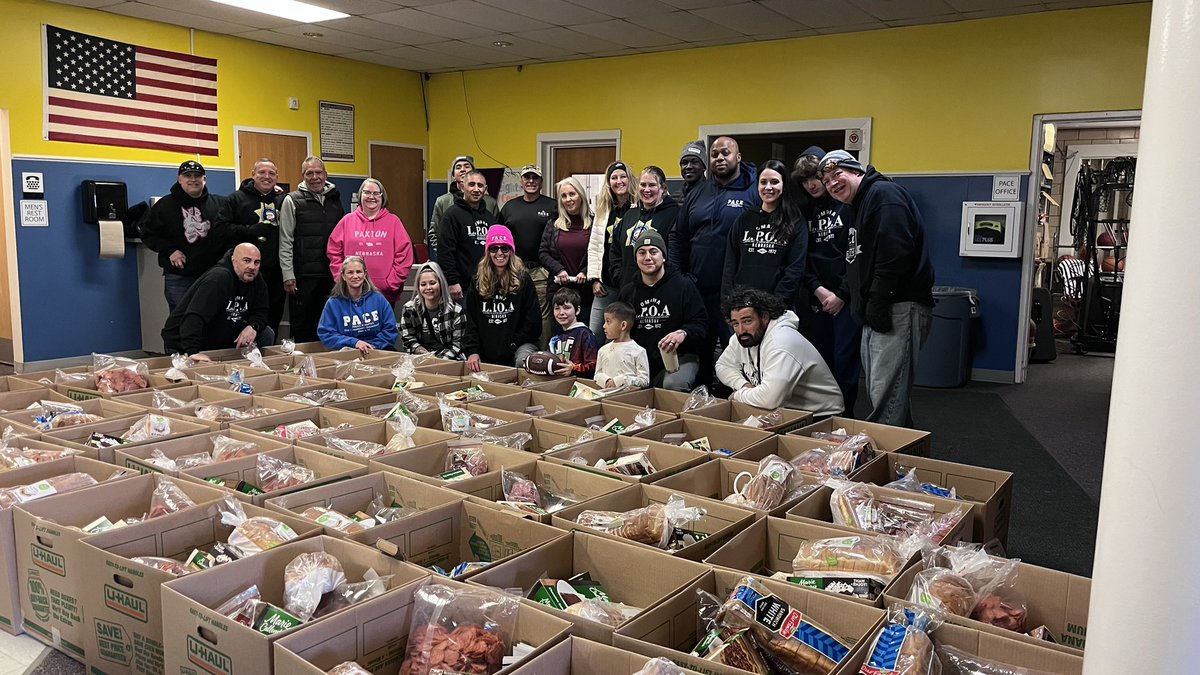Time for giving back. Thanks to all our sponsors and volunteers. Happy Thanksgiving <a href="/PACEOmaha/">PACE Police Athletics for Community Engagement</a> <a href="/bpoaofomaha/">BPOA of Omaha</a> <a href="/LpoaOmaha/">LPOA Omaha</a>