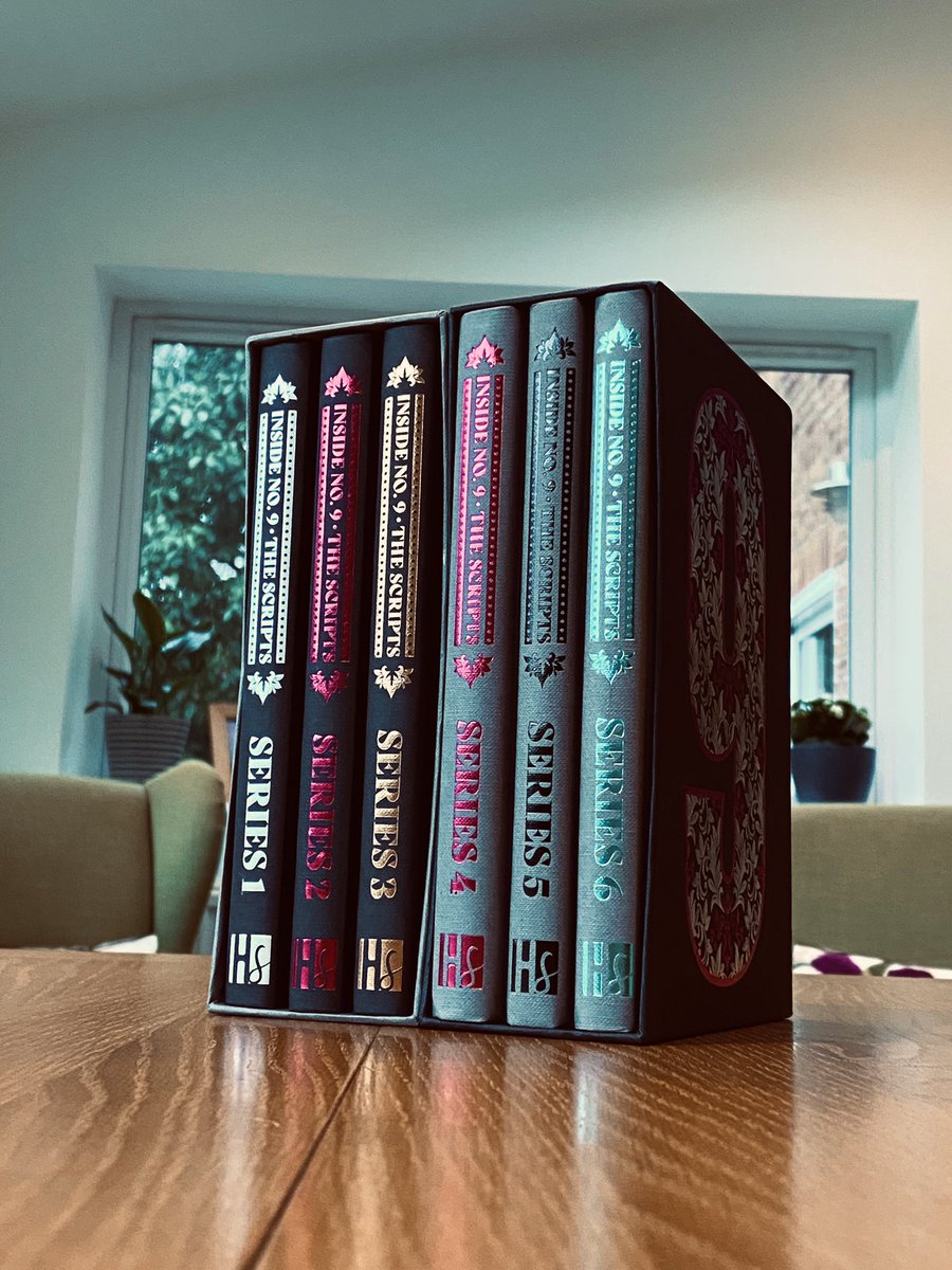 DanOnFilm's tweet photo. @Hodder_Studio have done another fantastic job on the latest Inside No. 9 script collection, a perfect addition to my shelf from my favourite show on telly. All I can say now is… I can’t wait for the next set! 

@ReeceShearsmith @SP1nightonly #insideno9 https://t.co/mmDNjGK9su