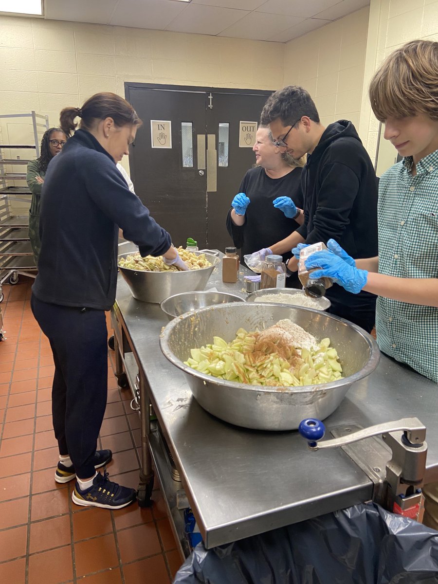 BullisUS's tweet photo. ⁦@BullisSchool⁩ annual pie bake was tremendous success! The entire K-12 community was in action baking nearly 150 apple pies to donate! #community https://t.co/qMfRwViGO1