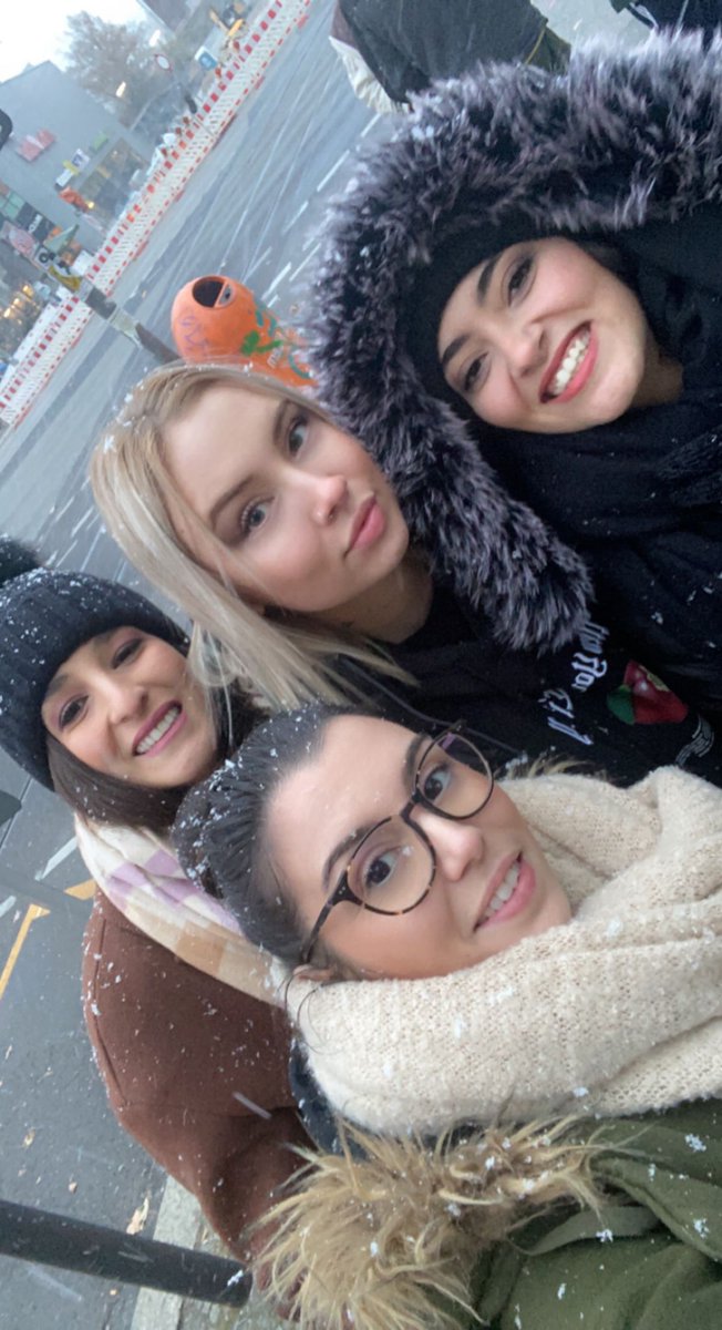 ZiinebOutaleb's tweet photo. @berlin with @JustPurii @cataLina_csgo  @nelicsv  ! 
Best week end in a long time with gamer folks watching #vctgamechangers ! https://t.co/NRAngHxBxj