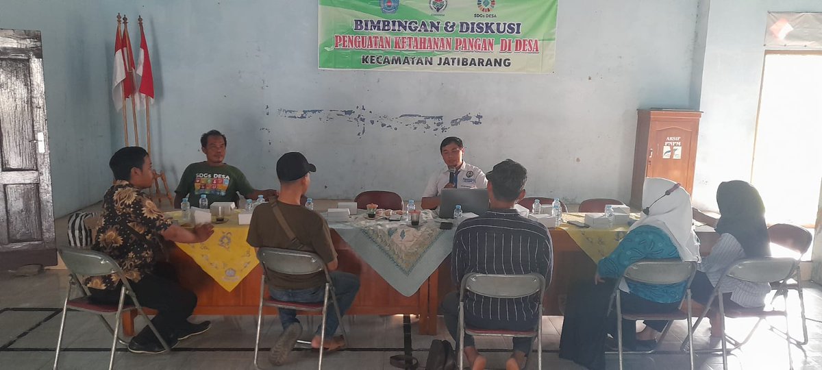 Agus2Prihanto's tweet image. Bimbingan dan Diskusi Posyantekdes Cluster PD Jatibarang 1 Kec. Jatibarang
Sabtu, 19/11/22
#TPPJatibarangBrebes
#KetahananPangan
#TTG
@halimiskandarnu
@kemendespdtt
@bpsdmkemendesa
@taufikmadjid71
@yusradaridesa
@tppkemendes
@TPPJateng
@EvyNurmilasari
@AhmadMunsip
@beta_nurcholis