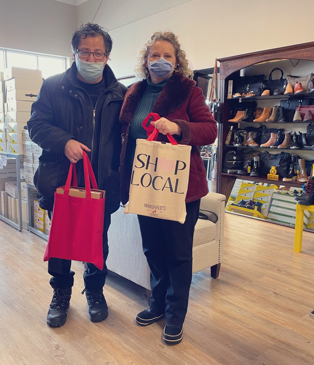 Thank you for visiting us Sue &amp; Marc! 
Hope your new boots are perfect 
🥾🥾 <a href="/Sue_HBS/">Sue 🇨🇦</a> Thank you for shopping local and for the candy canes!! #manotick #shoplocal #Ottawa