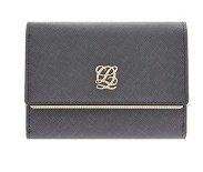 fuzzy041219's tweet photo. 👉I need help.👈
My wallet was pickpocketed. The shape of the wallet is this.  If you find a wallet like this or see someone who has used it, please DM me. Their use is Starbucks. https://t.co/yK7XxIpw3r