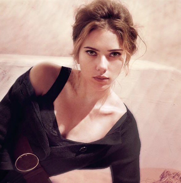 Scarlett Johansson is so fine