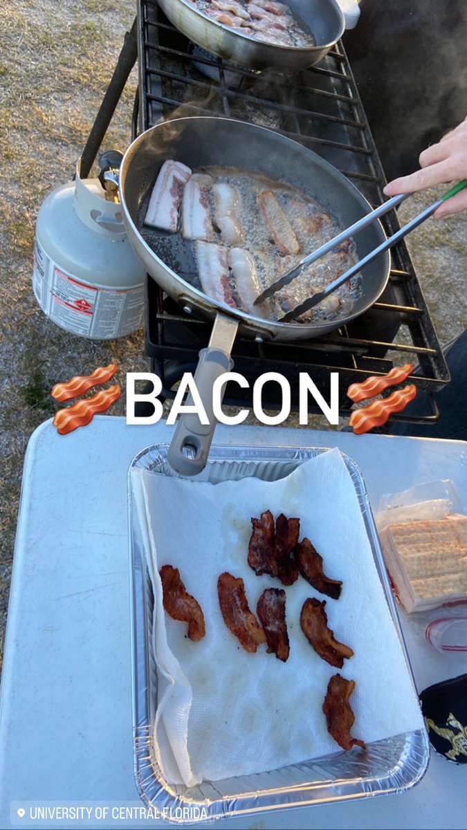 MetFan35's tweet image. GAMEDAY Bacon!!! #tagucf