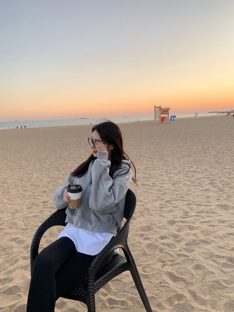 ShellieJess tweet picture