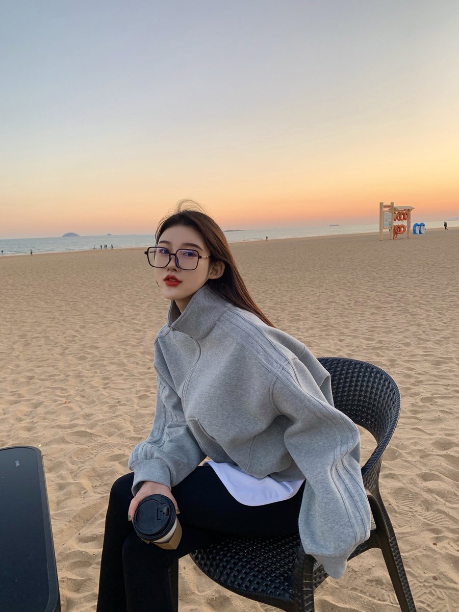 ShellieJess tweet picture