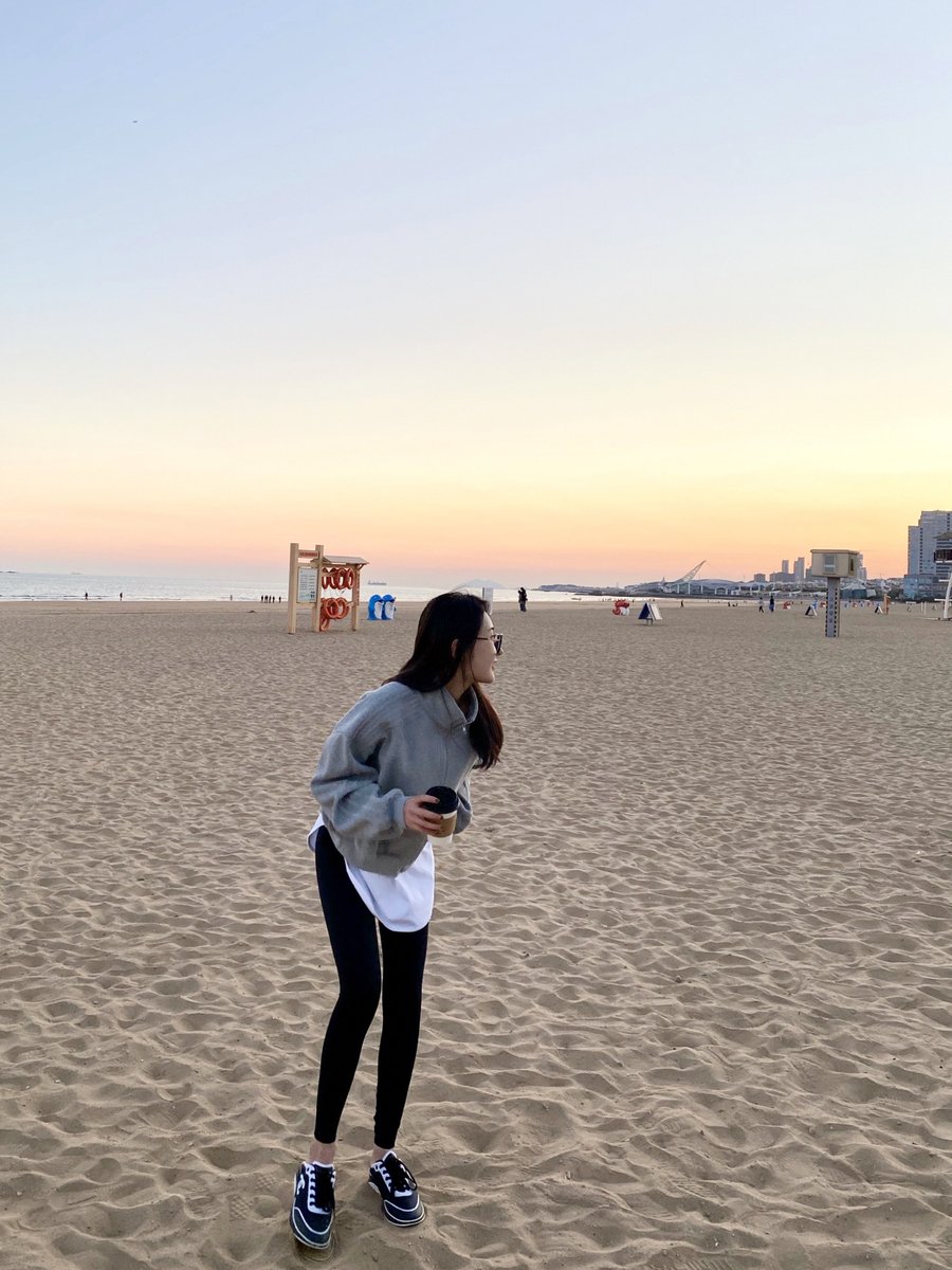 ShellieJess tweet picture