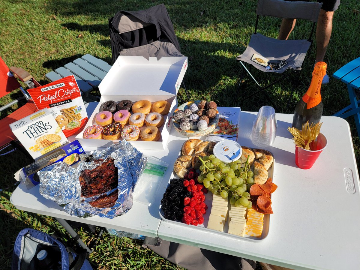 TheSomersGroup's tweet photo. Let's go #UCF Brunch Tailgating
#tagUCF #GoKnights https://t.co/1Tqg5gi2eZ