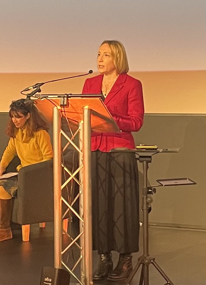 Helen Morgan, @LibDems MP for North Shropshire, speaking to LibDems’ regional conference. She spoke on why farmers are switching to back LibDems & how her campaigning & victory in #northshropshire by-election forced Tory MPs take interest in ambulance crisis. #libdemsassemble