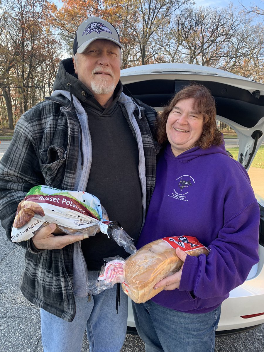 Amanda Bull (@amandabullbcps) on Twitter photo <a href="/EsOakleigh/">Oakleigh ES_BCPS</a> is thankful for our partnership with Ravens Roost 50 Foundation for Families. They support our school community with Thanksgiving meals every year. We are so grateful! @AJacksonBCPS <a href="/cindymetheny1/">Cindy Metheny</a> <a href="/gdileggeBCPS/">Gina DiLegge</a> <a href="/EsOakleigh/">Oakleigh ES_BCPS</a> is thankful for our partnership with Ravens Roost 50 Foundation for Families. They support our school community with Thanksgiving meals every year. We are so grateful! @AJacksonBCPS <a href="/cindymetheny1/">Cindy Metheny</a> <a href="/gdileggeBCPS/">Gina DiLegge</a>