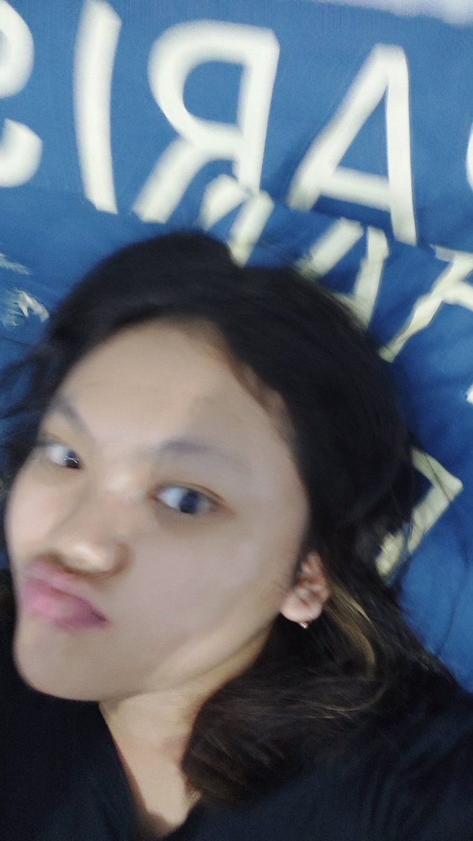 dexckie's tweet photo. AAAAAA KGN BANGET SAMA NIE AKUN TP YA MO GIMNS LAGIE LG SIBOEK BGTBGTBGT
jd mo crita aja tp gausah dibaca gpp kok, aq maw crita ttg suka duka ku selama osjur[ospek jurusan] yg smpe skrng blm kelar, dr lelahnya latihan fisik truz nangid lalu main ujan biar happy baru cerita ke tmn https://t.co/ckCG9PT8Z4