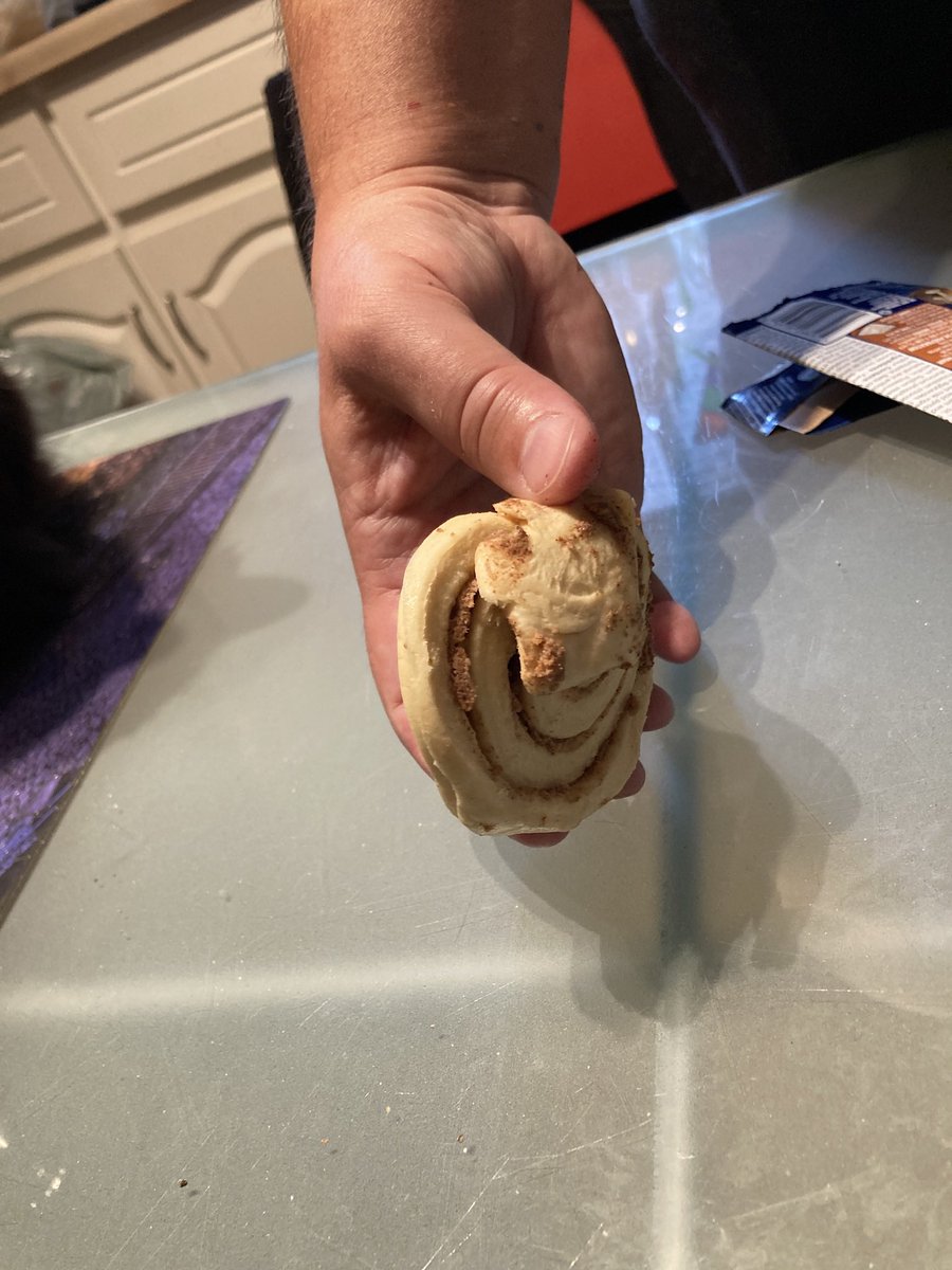 Anunkindraven's tweet photo. @Pillsbury Got a really sucky batch of Grands Cinnamon Rolls. None of them were cut properly #messedup #rebate #productfail https://t.co/5f7X3bMp92
