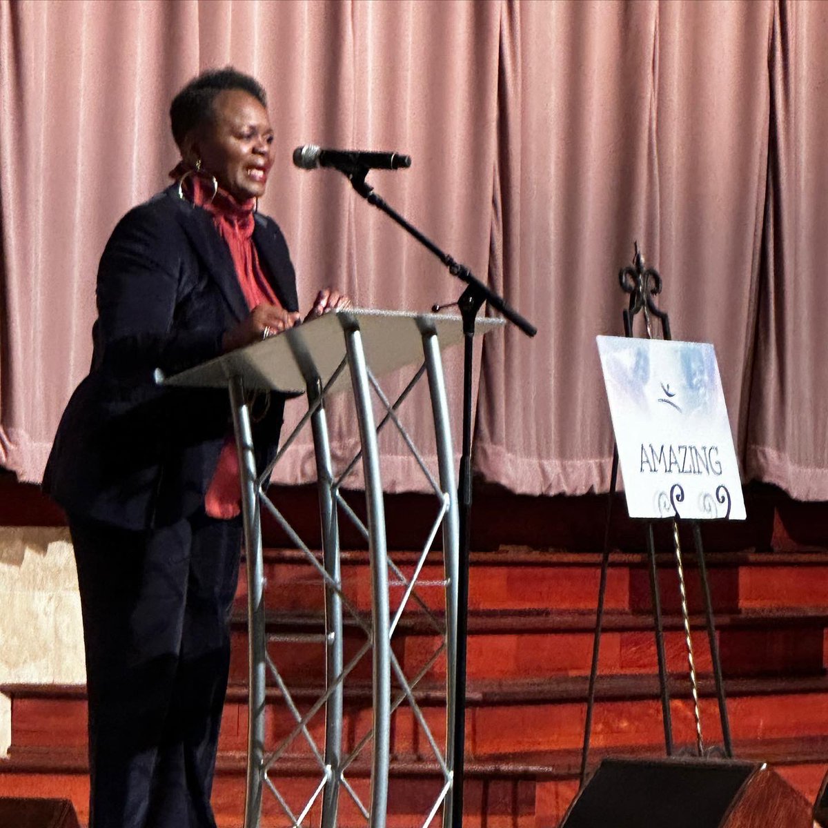 TCWWHouston's tweet image. We are so thankful for you faithful service to God’s Kingdom and to The Church Without Walls! #Celebrating35Years #TCWW35 #WeLovePas #OurJourney