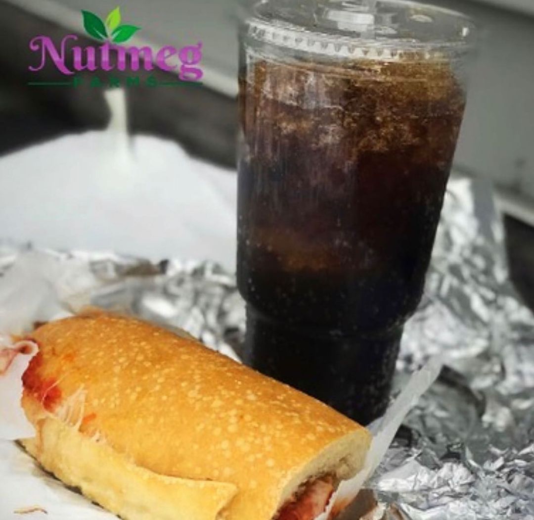 NutmegFarms's tweet photo. It’s a beautiful day to grab lunch and enjoy the sunshine. ☀️#NutmegFarms https://t.co/G0ADmAdhPa