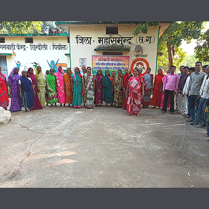 manojjangde4's tweet photo. Two days women farmers training 
Chindoli, pithora https://t.co/x6cG9iNTer