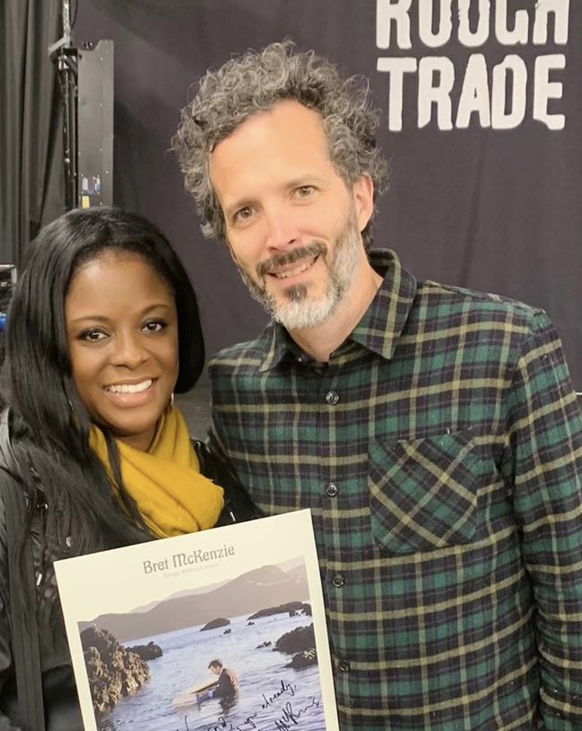 V_Musings's tweet photo. Loved seeing Bret McKenzie at his album signing at Rough Trade East! He described me as an “old school” fan &amp; we had a good chat about @whatthefolk, the @fotc London gigs I’ve attended over the years &amp; his upcoming theatre project! Can’t wait for tomorrow’s gig! @bret_rospective https://t.co/fTDVGbv9Ry