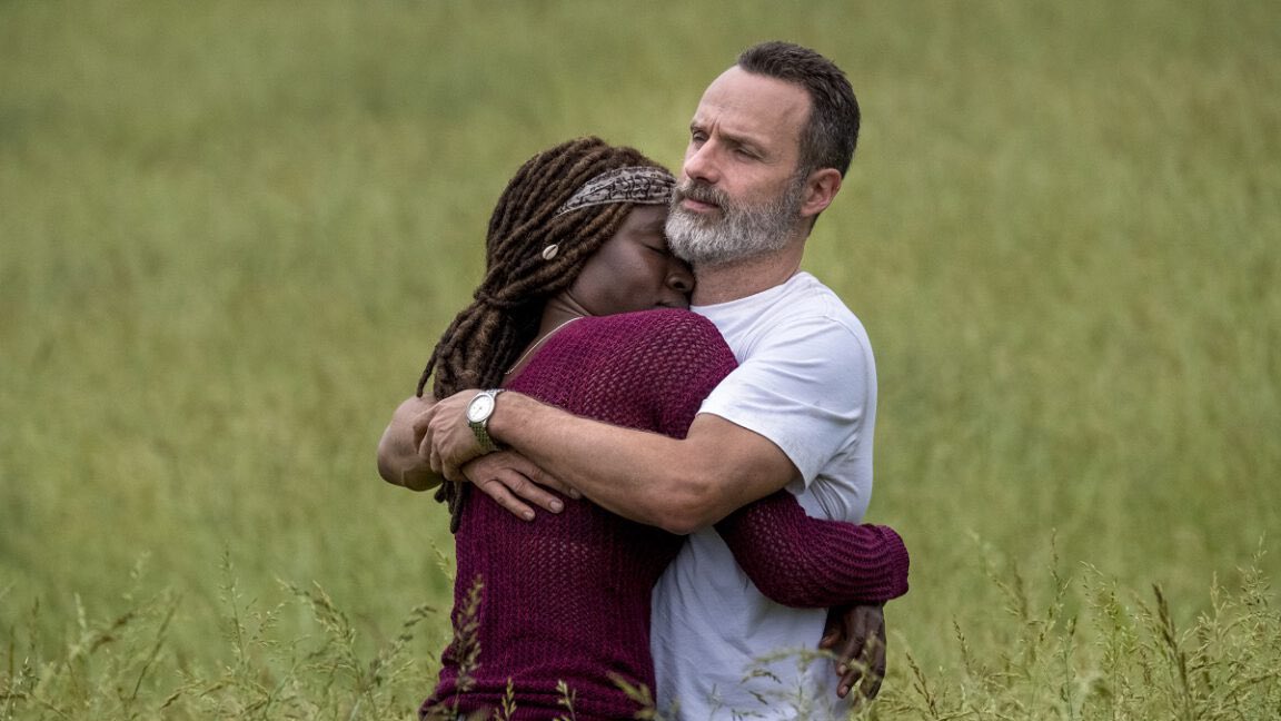 michnonne's tweet photo. vivendo ou esperando o rick e a michonne aparecerem no último ep de the walking dead? https://t.co/cCd8Ywxtx6