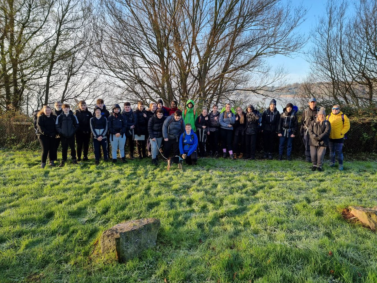 BDS_OutdoorED's tweet photo. Great to finally get our @OfficialTenTors training underway today in the beautiful Chew Valley with 22 very keen pupils from @BdownSchool @Futura_Learning. 12 miles completed and only 5 more training sessions and 5 months until the challenge at the end of April. https://t.co/z5ayopS0eD