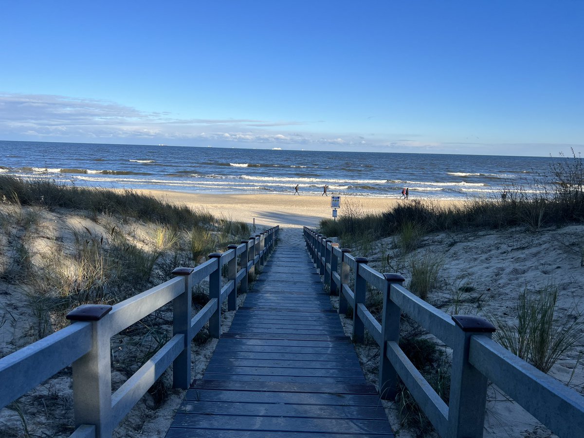 macvopo's tweet photo. @klassenkrempel Norddeutsche Alternative 😉#Ostsee #Strand #InselUsedom ❤️ #einfachmaltreibenlassen https://t.co/0HEcOSQtyu