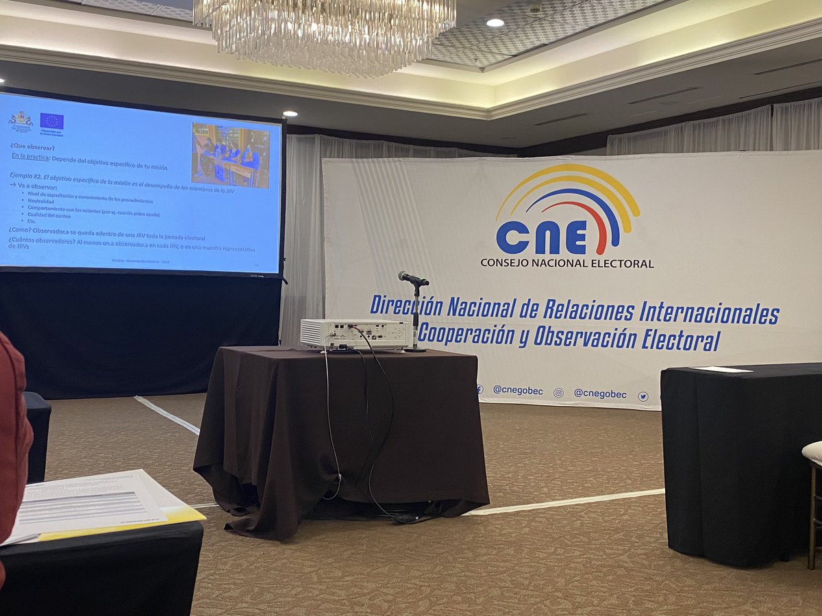R5ers7's tweet photo. Capacitación sobre la observación electoral nacional “elecciones seccionales y del @CpccsEc por el @cnegobec. Fascinante intervención de @rdandoy sobre la observación electoral y su proceso. Gracias a @EUAmbEcuador por el apoyo a la democracia a través de la @UEenEcuador https://t.co/jDSh0ojaar