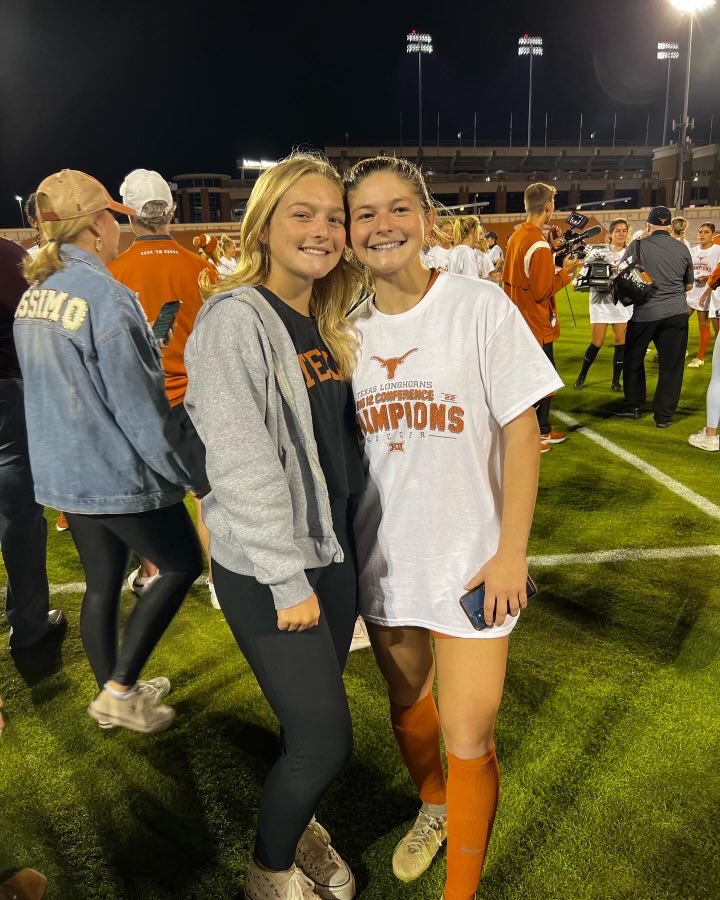 I am so Proud of ⁦@jillyshimkin⁩ for such an incredible season!! Watching ⁦@TexasSoccer⁩ play on thursdays and sundays has been such a pleasure. 7 goals and 7 assists - out with the old in with the new #hookem 🤘🤘🧡🧡