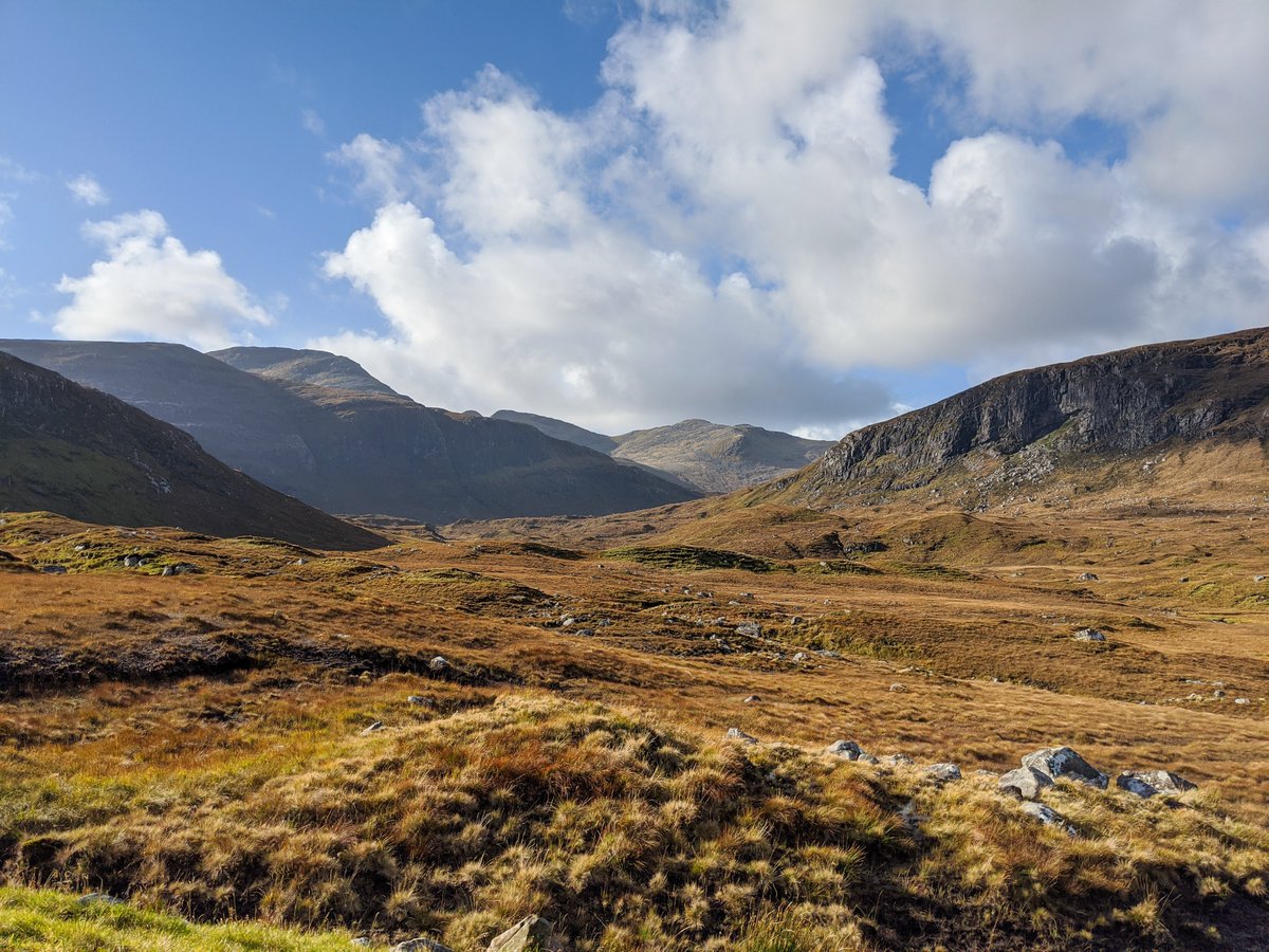 kashcahs's tweet photo. The mountains of westhern Harris are stunning. We stopped for a quick lunch in Tarbet and arrived in Stornway for the early afternoon sailing to Ullapool.
I'll do one more post after this of the last leg of journey home. https://t.co/SzfsfafVdq