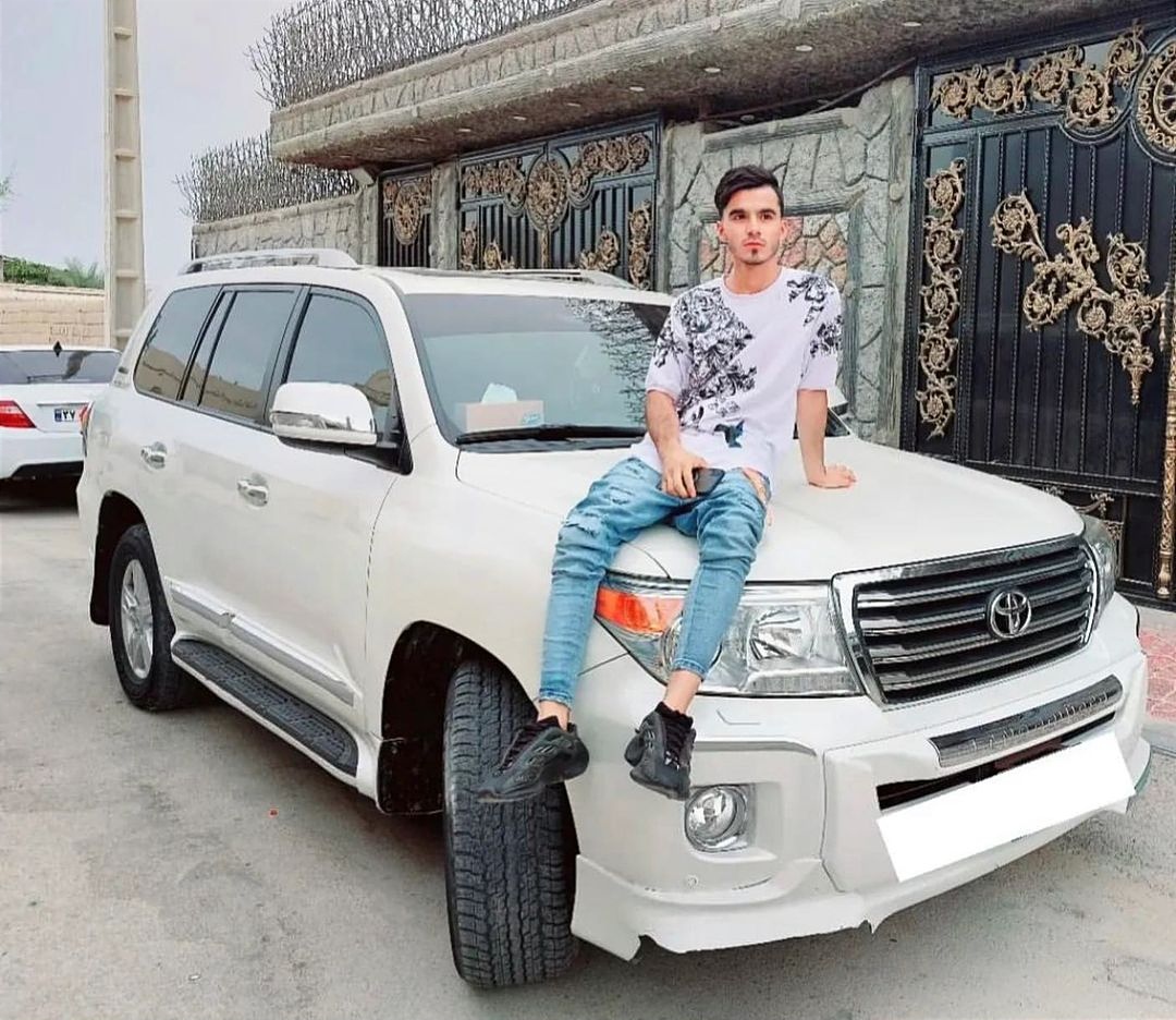 _thens_'s tweet photo. یکی از کشته شده های اعتراضات پنجشنبه شب درگهان
حامد صدیقی- نوجوان افغان🖤
#قشم #درگهان #بندرعباس
#مهسا_امینی #MahsaAmini #OpIran https://t.co/w3MyMNj8I9