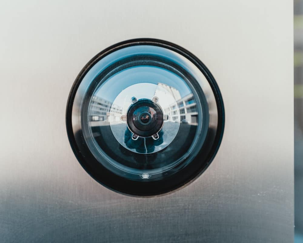 MummyMatters's tweet image. The Benefits of Monitored Security Systems

Read the full article: Tips for Choosing a Home Security System
▸ bit.ly/3nrcem8

#HomeSecuritySystem #GeneralTips #KeyThings #HomeSecurity #Security #CamerasRecordingActivity