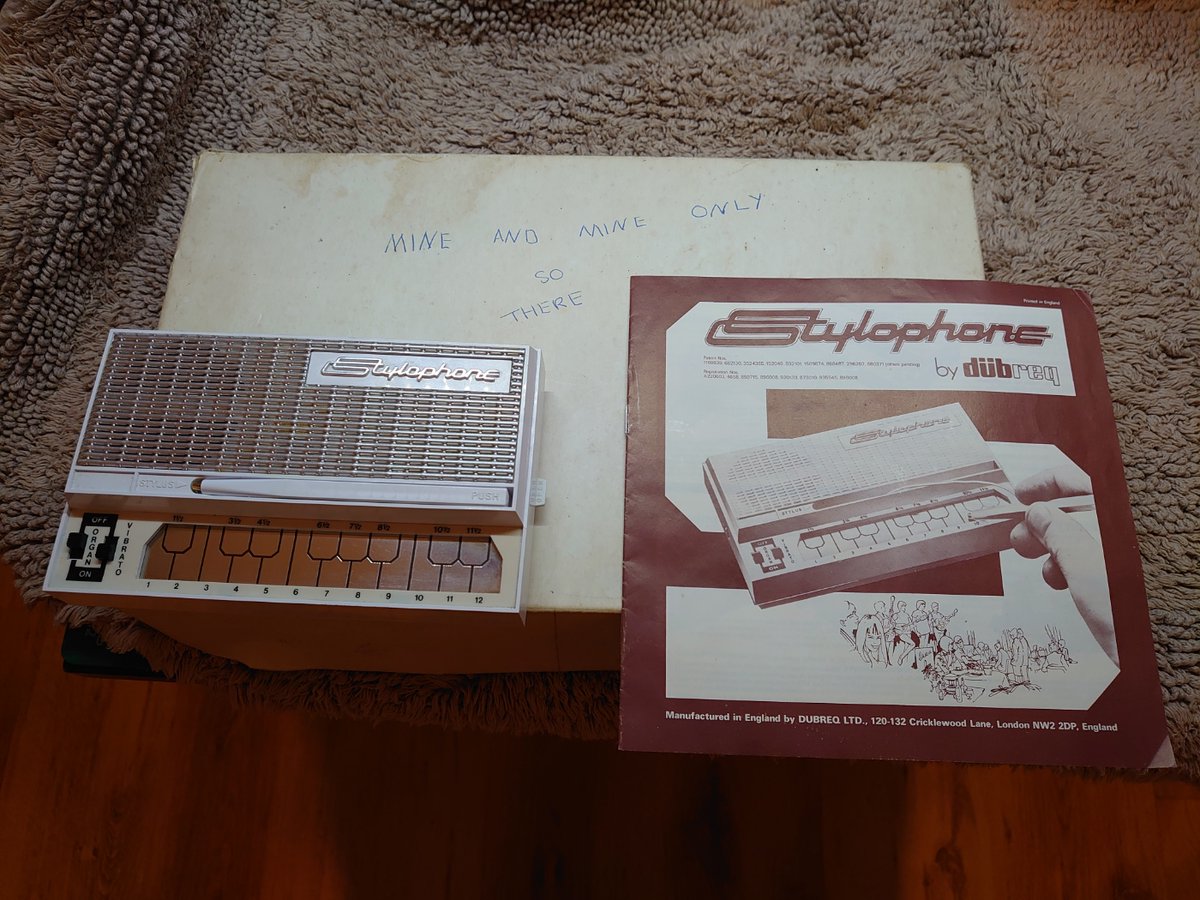Getting into the big leagues with these repairs. Oof. This one did come with a great 70s statement on the box, by the original owner. Rock and roll eh. (It had a blown speaker. How you blow a speaker on a stylophone of all things I don't know. But it had a blown speaker)