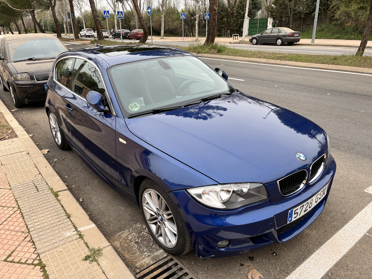 Voy a intentarlo de nuevo: Coche robado en Alcalá de Henares, la noche del 14 al 16 de noviembre. Matrícula 5728GSM. Si lo véis, avisadme y llamad a la <a href="/policia/">Policía Nacional</a> o a <a href="/guardiacivil/">Guardia Civil</a> Muchas gracias. <a href="/PoliciaAlcalaH/">Policía Local de Alcalá de Henares</a> <a href="/PoliciaSXXI/">Policía S.XXI </a> <a href="/BMWEspana/">BMW España</a> #coche #cocherobado #niñato #Alpine #robo