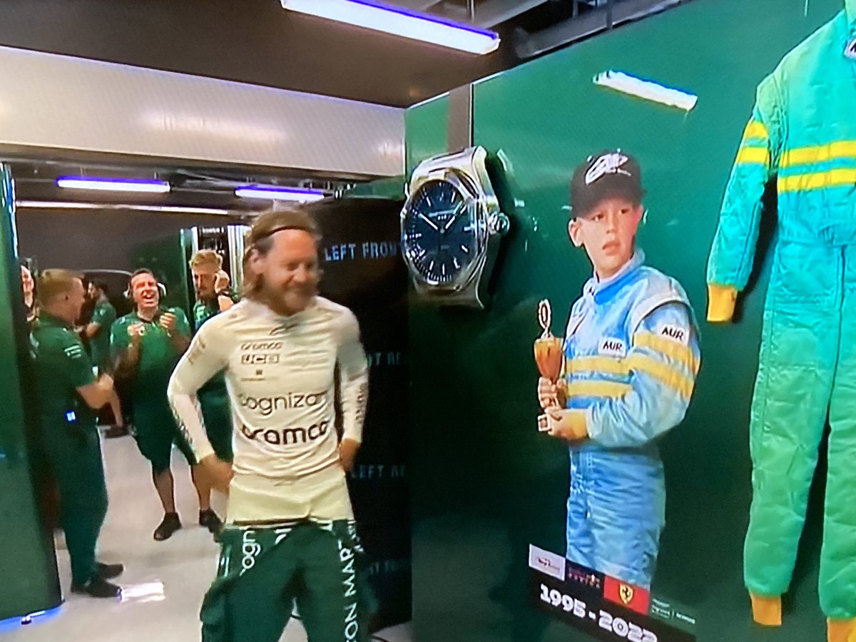 apyapi's tweet photo. ベッテル、 F1アブダビGP
予選9位!
この走りで引退するなんて‥
#4everSeb
#DankeSeb https://t.co/jr2OOyfKjG