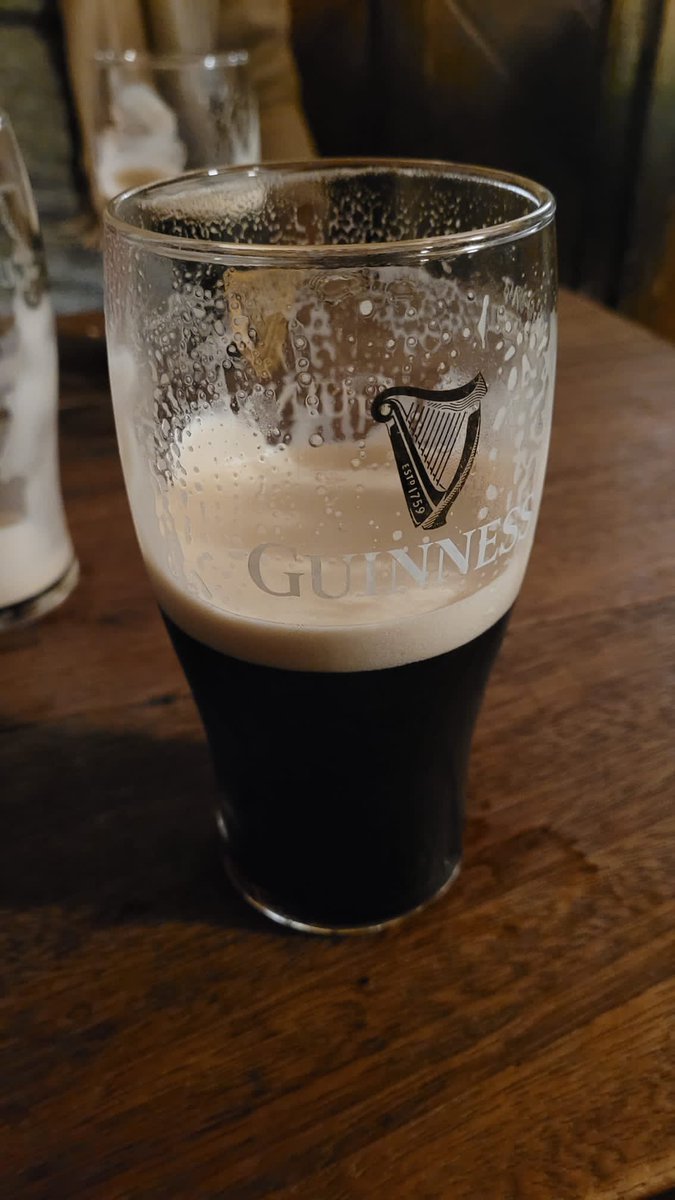 Thetaste_ie's tweet image. 📍@thegravedigger2 

Is this the best pint of Guinness in Dublin? 

Tell us your favourite spot for a pint of plain 🤔
