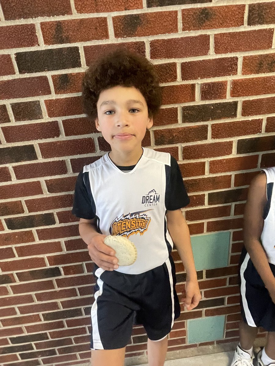 DDCApanthers's tweet photo. Dubuque intensity 4th grade teams wins  big. Final score 36-2 
They were led by 
Bradon lake-15 points 9 steals 
Jamal Davis- 12points 8 steals 
Deyonte Evans- 7 points https://t.co/vDWL8vyD0k