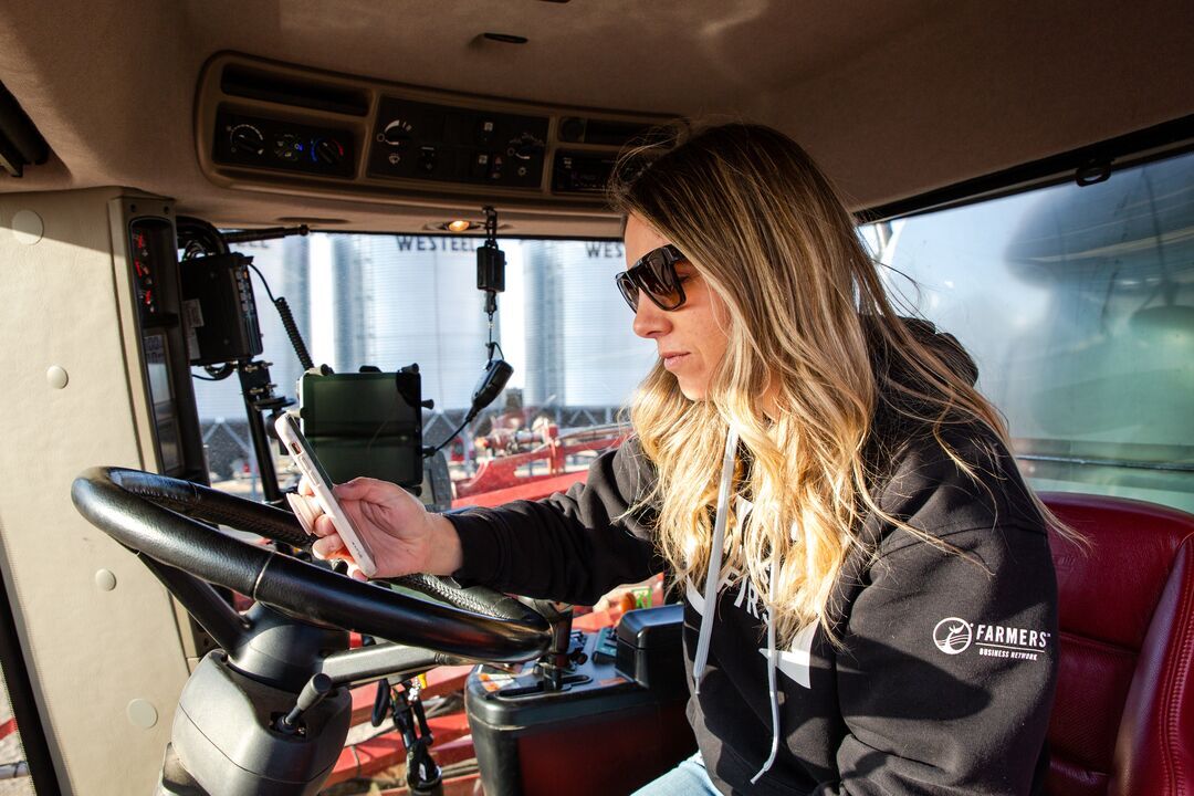 FBNFarmersCAN's tweet photo. Time is almost up on our #CyberNov22 Sale. Save up to 10% or more on crop protection and crop nutrition products. Don’t miss your chance to get ahead of 2023 with some of the biggest savings of the year at https://t.co/rVpLs3fL3T. #CyberDeals22 #FBNCyber22 #SaveWithFBN https://t.co/bsbdBqhDop