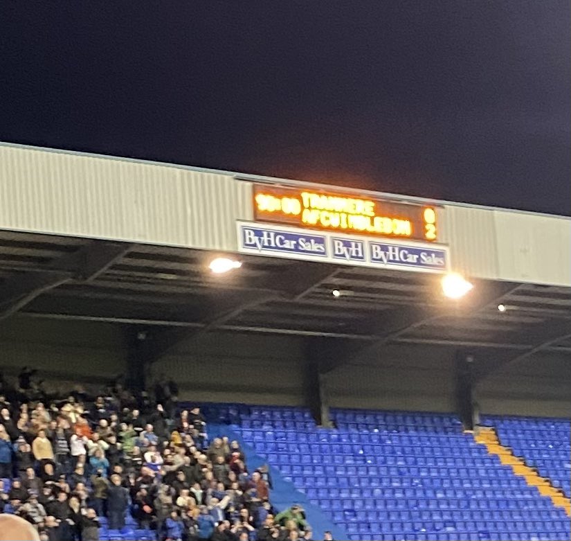 Rocket1job's tweet photo. Up the Wombles! #donskit @AFCWimbledon https://t.co/8r0NtJRXRj