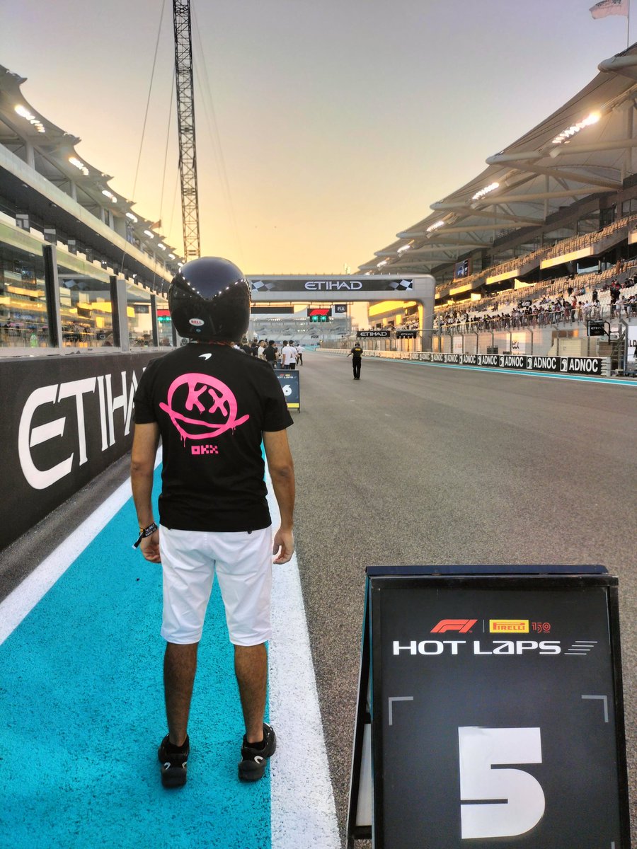 okx's tweet photo. #OKX × @McLarenF1 #gameon

📸: @ray_okx https://t.co/do5bKC6RJJ