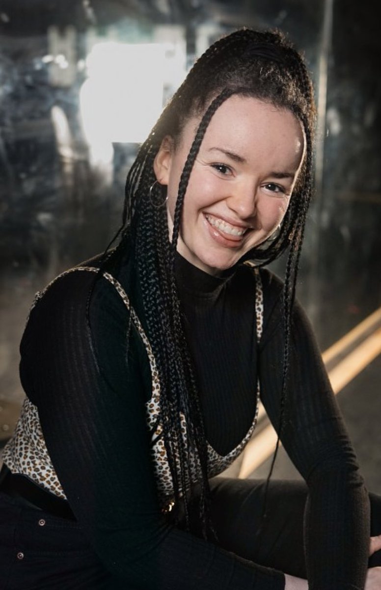 ACTabilityUK's tweet photo. We have the talented Hazel Karooma-Brooker @hazel_k_b leading a SIX inspired workshop with the students of Stagecoach Saffron Walden #Aragon #Seymour #Howard https://t.co/9w7MJWqARt