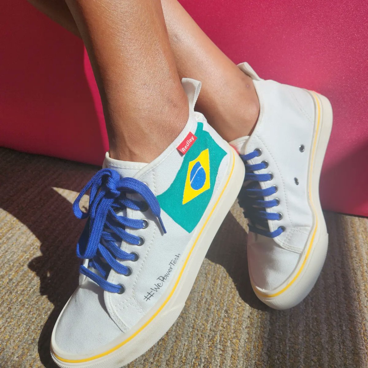 colors4ideas's tweet image. Espalhando a palavra #AWSUserGroupsBR #PrograMariaSummit2022 

@awsusergroupsBR
@awsusergroupsp
Arte: @imagineedesenhe via Insta