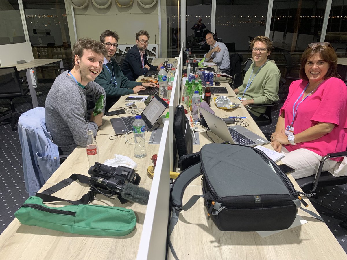 La #COP27 joue les prolongations, comme c’est la tradition. La team journalistique belge reste fidèle au poste. Les excellentissimes et sympathiques ⁦<a href="/PolLoncin/">Pol Loncin</a>⁩ ⁦<a href="/MYoeri92/">Yoeri Maertens</a>⁩ ⁦<a href="/JulienBaltus/">Julien Baltus</a>⁩ ⁦<a href="/Djaitwo/">Toussaint Gilles</a>⁩ ⁦<a href="/F_Rohart/">frédéric Rohart</a>⁩ et ⁦<a href="/SophieBrems/">Sophie Brems</a>⁩ #climat