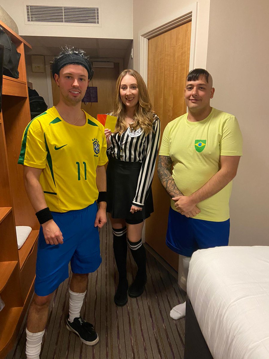 ThomasMumford1's tweet photo. @PeterCrouchPod @petercrouch @Chris_Stark Buzzing for crouchfest! The Ronaldo cut 👀😂 https://t.co/Xgz8GFtTHj