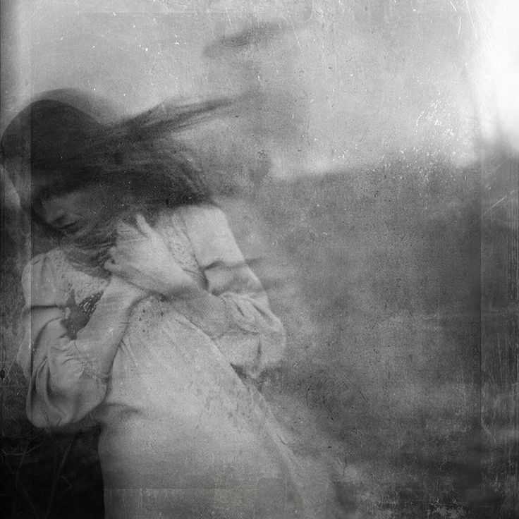 adele stancati (@adelestancati) on Twitter photo Soffocando, gridai:"È stato tutto
uno scherzo. Muoio se te ne vai."
Lui sorrise calmo, crudele
e mi disse:"Non startene al vento".
A. Achmatova
#ConAchmatova #SalaLettura <a href="/SalaLettura/">©️ Il Caffè Letterario</a> Soffocando, gridai:"È stato tutto
uno scherzo. Muoio se te ne vai."
Lui sorrise calmo, crudele
e mi disse:"Non startene al vento".
A. Achmatova
#ConAchmatova #SalaLettura <a href="/SalaLettura/">©️ Il Caffè Letterario</a>