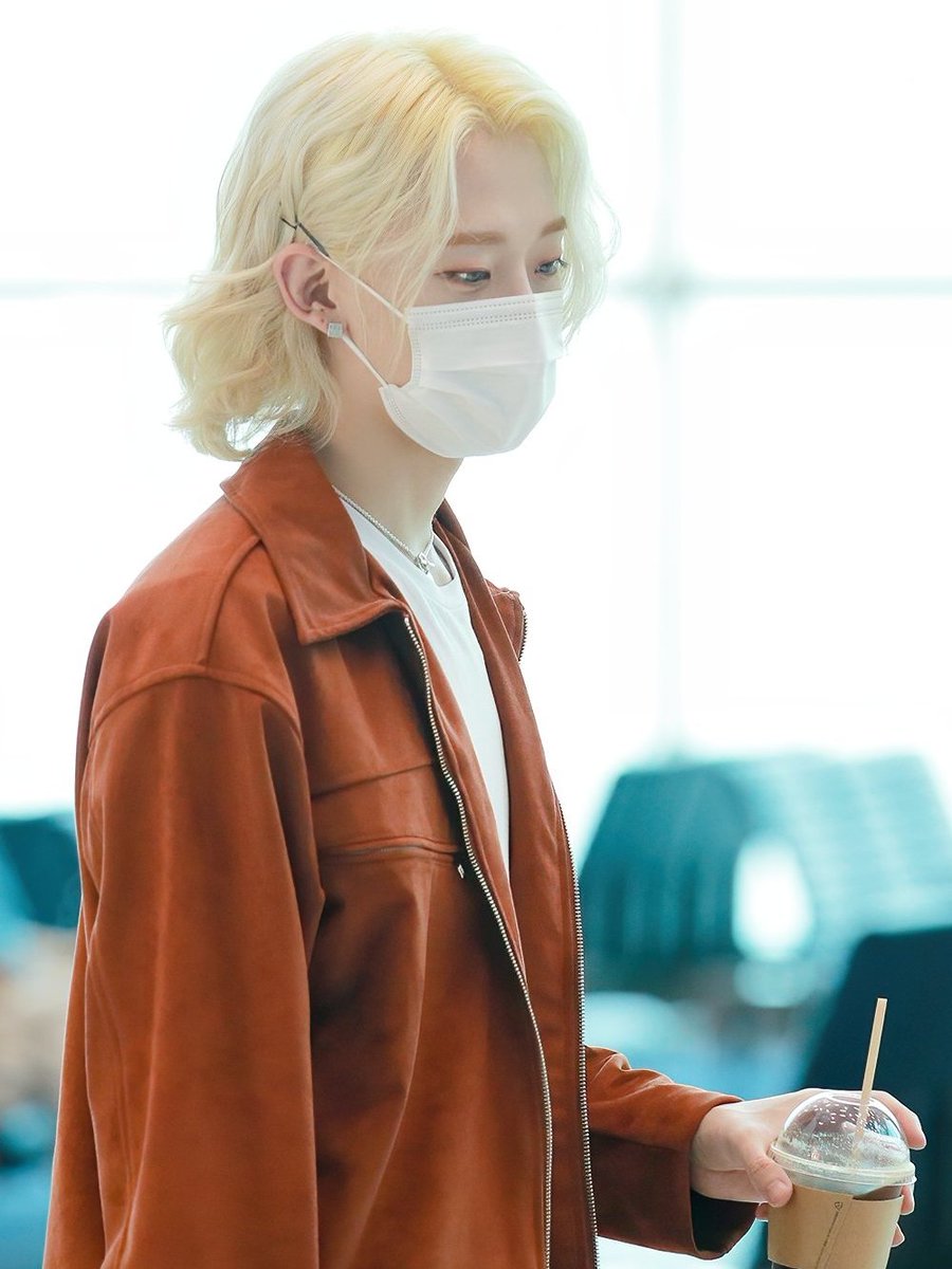 yooyangi's tweet photo. pov: you're not a star but your boyfriend is making you feel like one. ⭐️
to say that I'm the luckiest person would be an understatement. i got the perfect man and the perfect vacation all at once and don't even need to share. 💕 #두유𝟏𝐌𝐎𝐍𝐓𝐇 https://t.co/EkiVF9aEt7