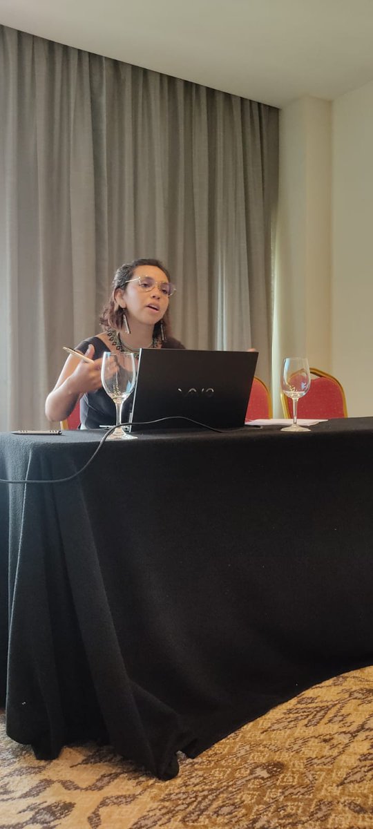 maestriainv's tweet photo. #OrgulloMISI nuestra tesista de la línea de identidades Maria Fernanda Maecha presentó avances de su investigación sobre subjetividades en las infancias en el marco de @FLACSOUruguay felicidades por su participación somos @FCEdistrital @cidcudistrital @udistrital https://t.co/57UJuk4ccT